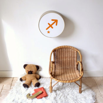 Lampe astro beige signe orange terracotta