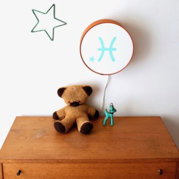 Lampe astro terracotta signe vert pâle