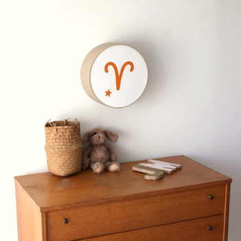 Lampe astro beige signe orange terracotta
