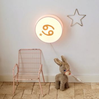 Lampe astro rose poudré signe beige