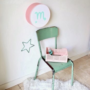 Lampe astro rose blush signe vert pâle