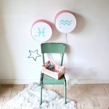 Lampe astro rose blush signe vert pâle