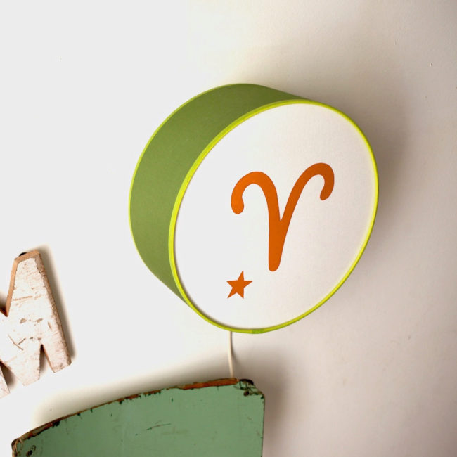Lampe astro verte signe orange terracotta