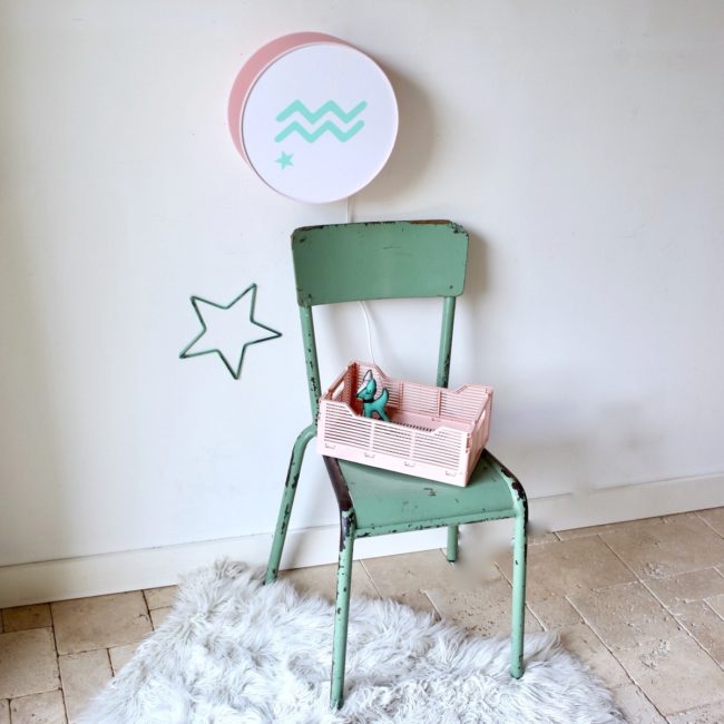 Lampe astro rose blush signe vert pâle